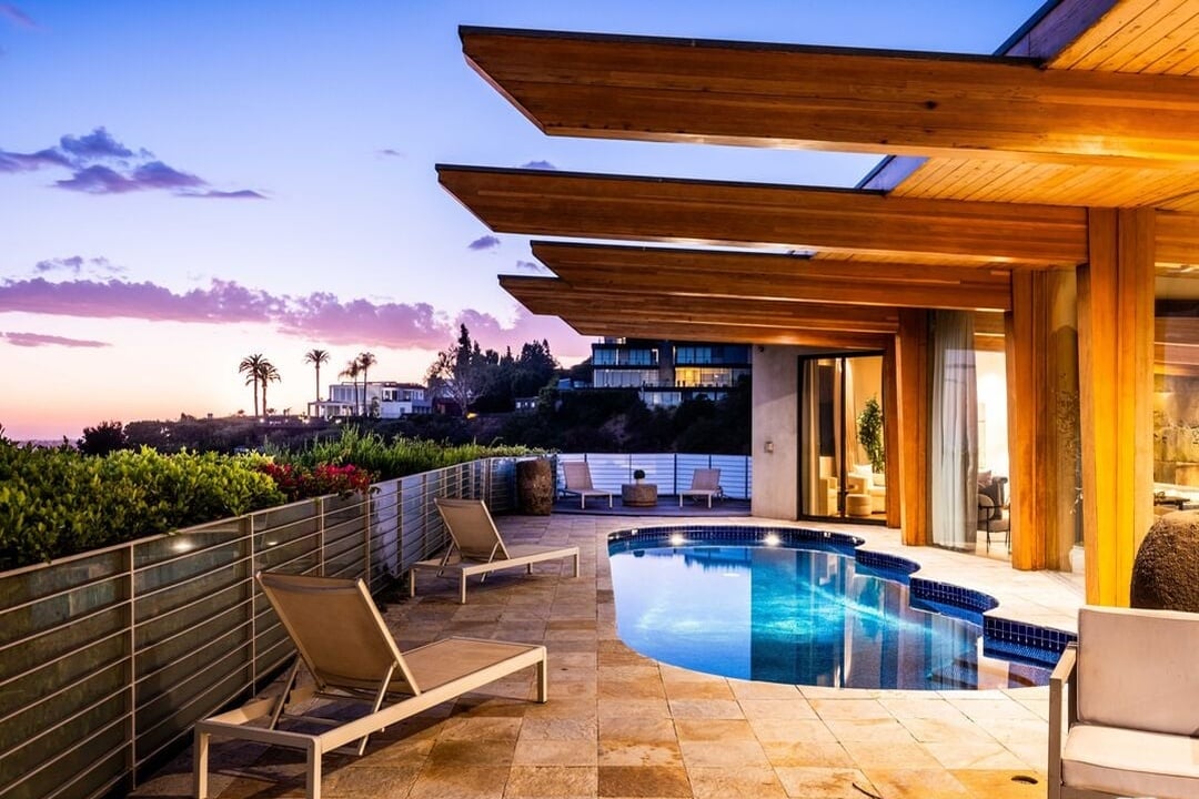 Orion Crest, Devlin Dr, 90069