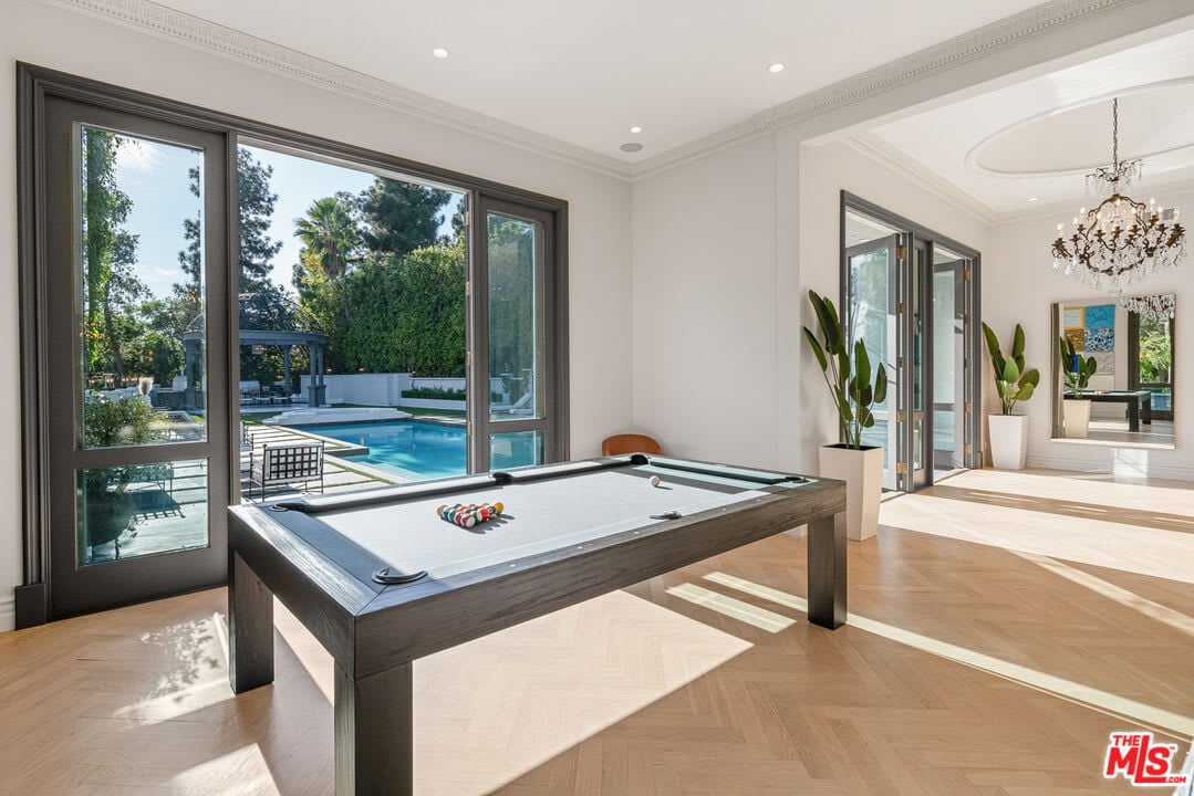 Noble Villa