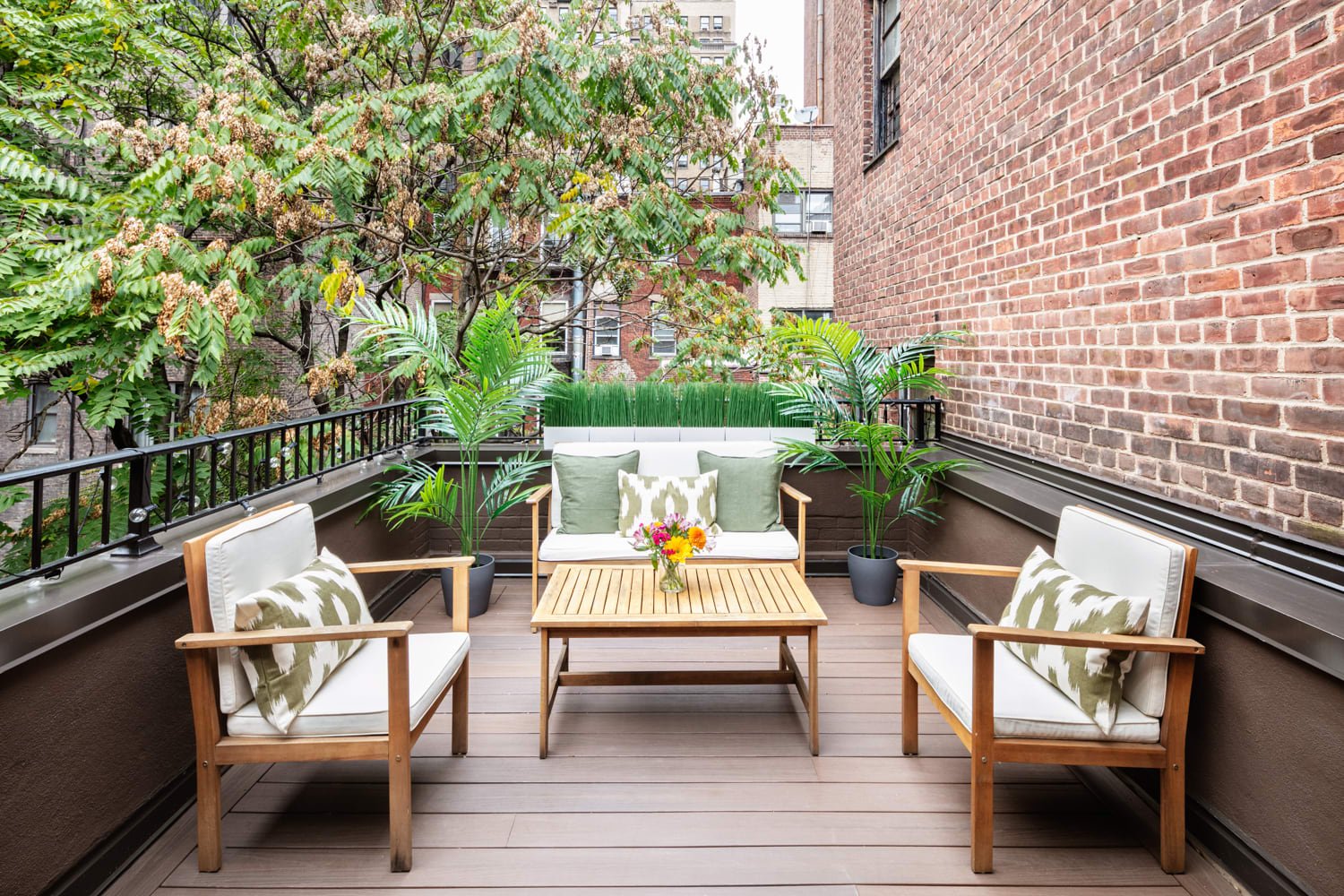 261 W 71st St, #9