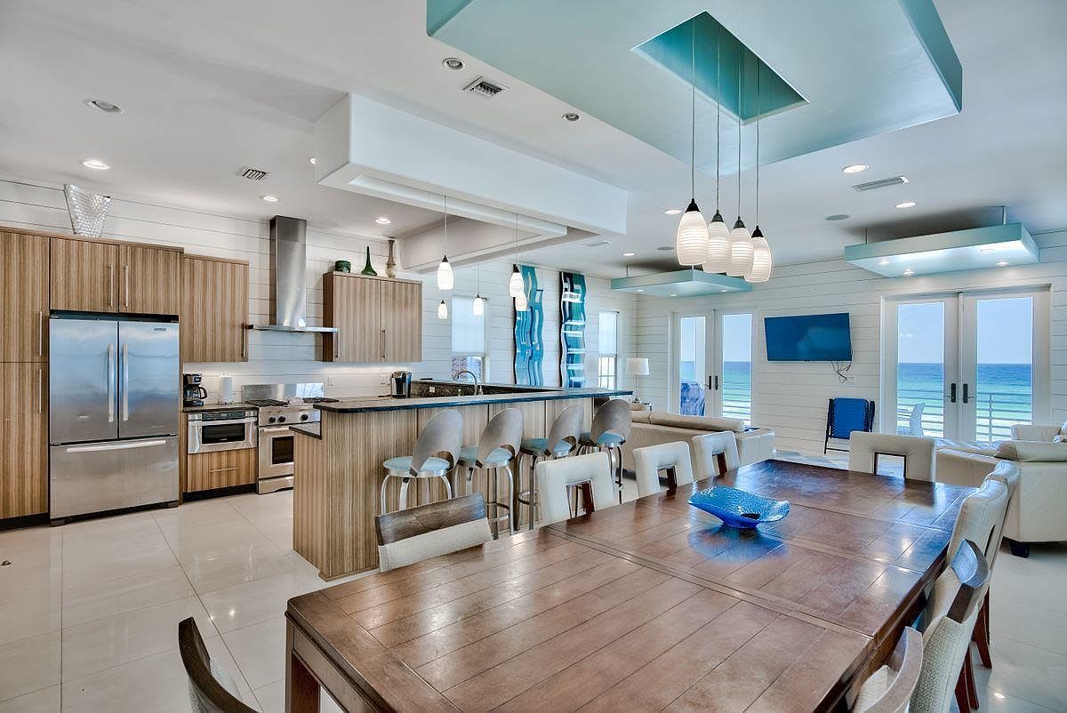 31 Starboard Ct