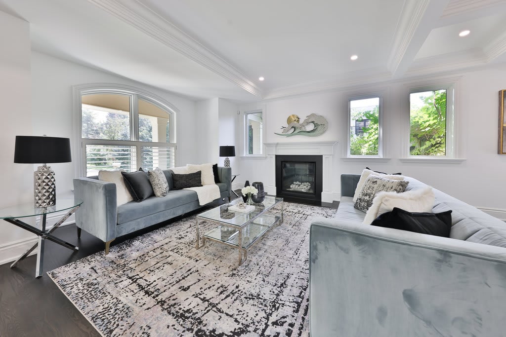 2015 Elmhurst Avenue, Oakville