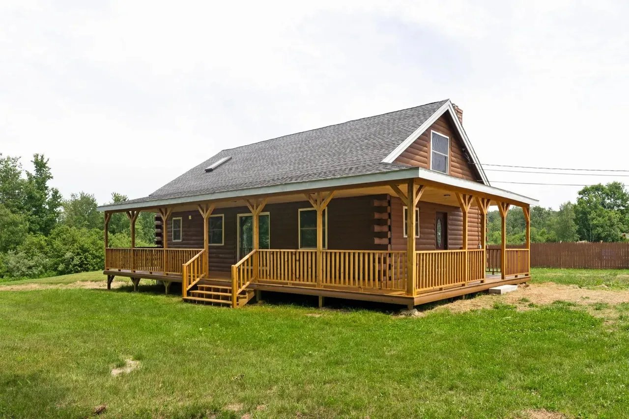 New Listing!15 Dickey Lane, Bowdoin, ME 04287 – $435,000