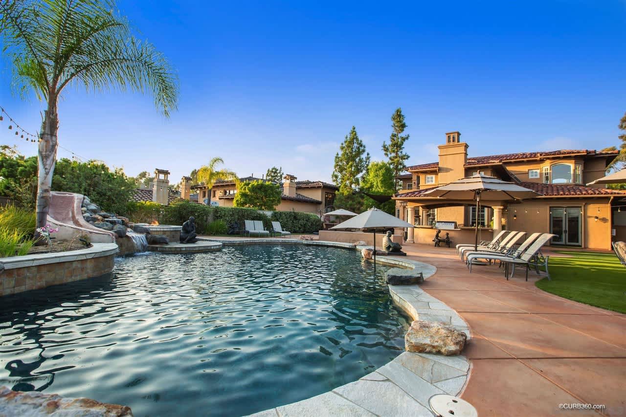 5523 Meadows Del Mar