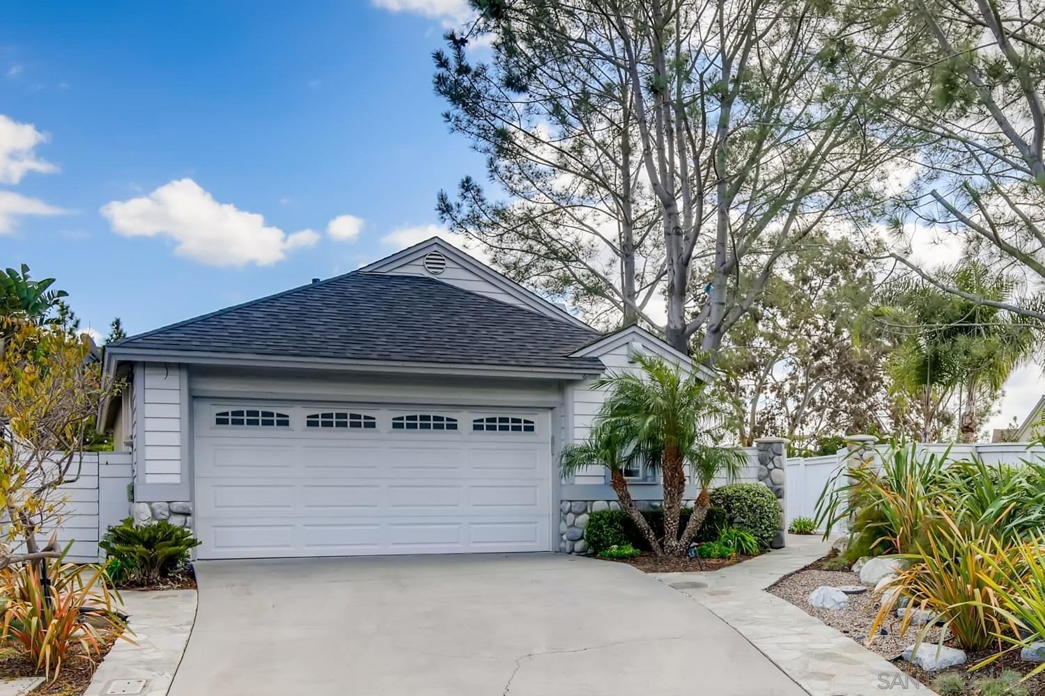 6768 Paseo Del Vista