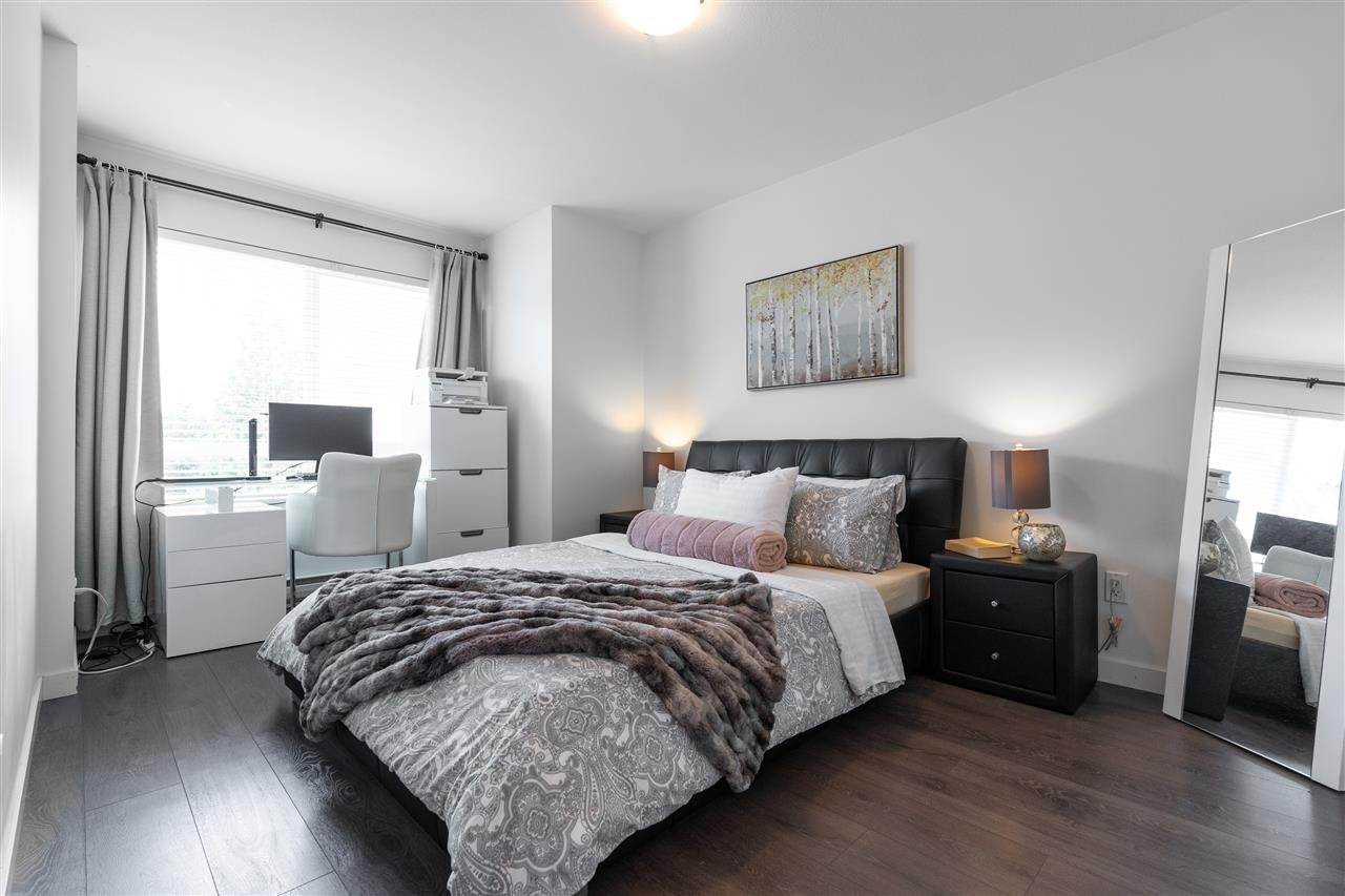 10-9333 Ferndale Rd