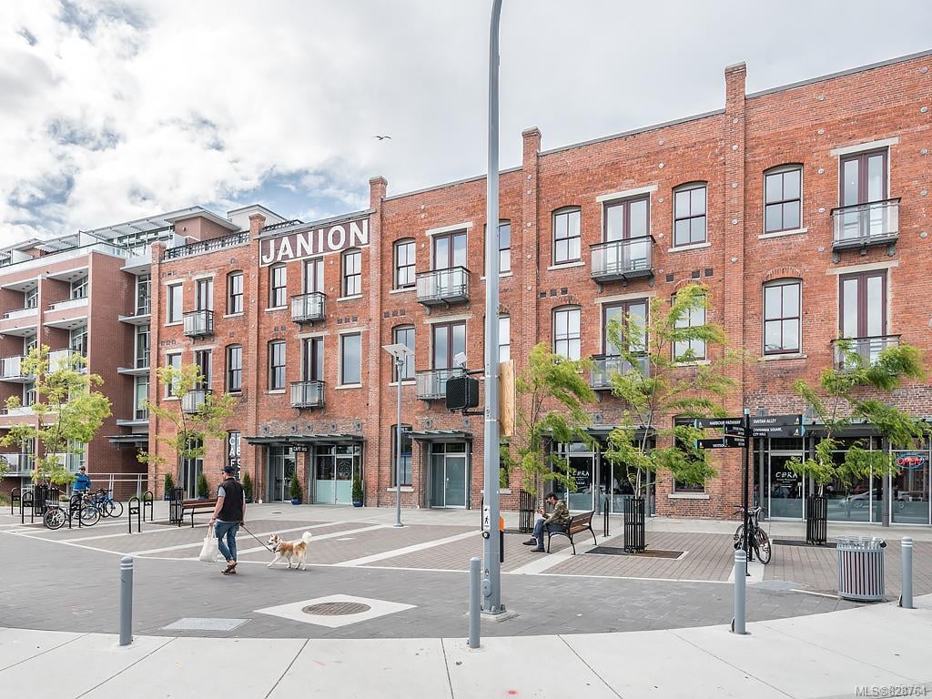 400-456 Pandora Ave