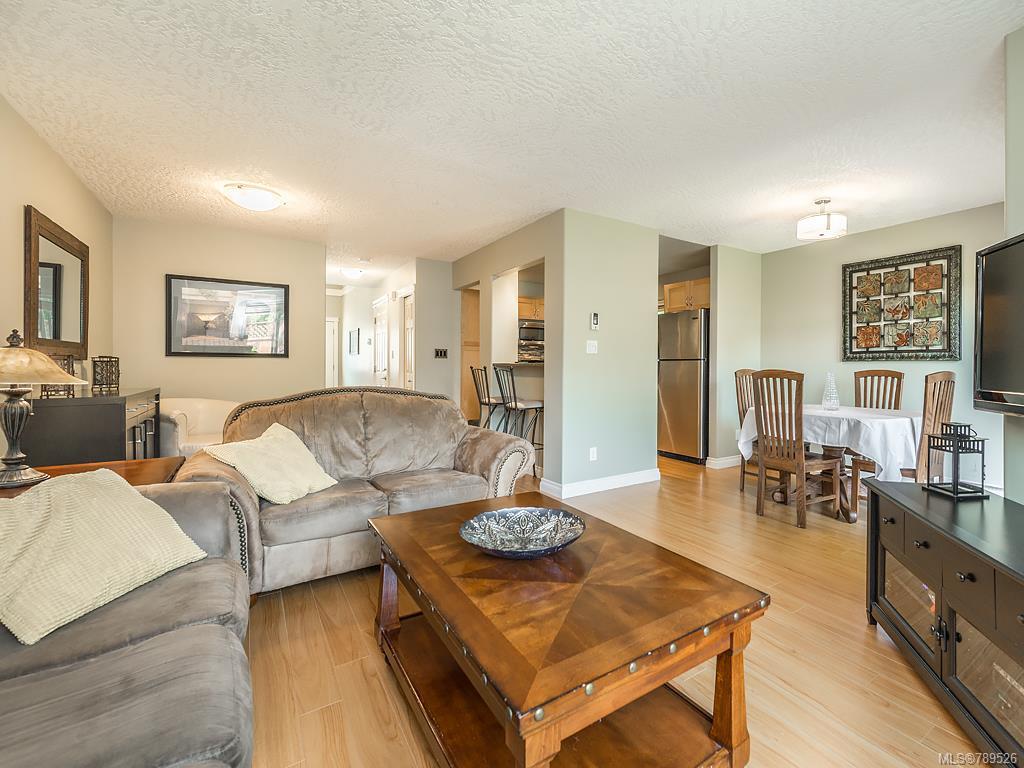 112-724 Larkhall Rd