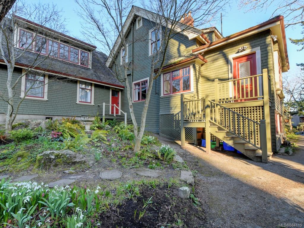 1004 Terrace Ave