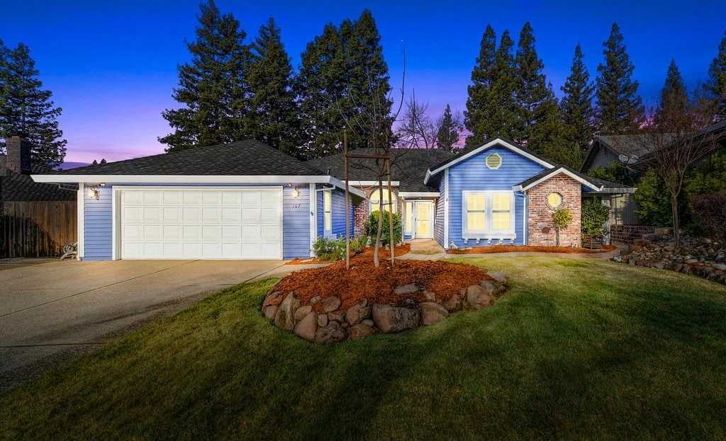 107 Little Court