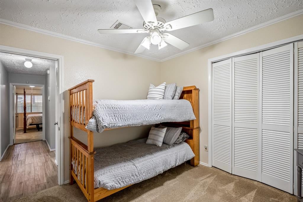 13411 LYNDONVILLE DRIVE