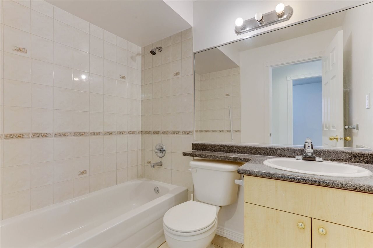 268 E 45th Ave