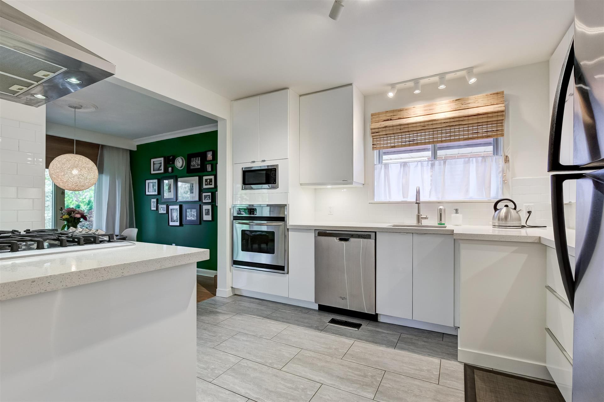 40 Nuffield Dr