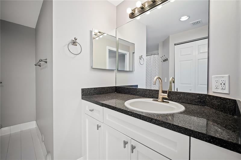 115 SW 11th St Unit #502
