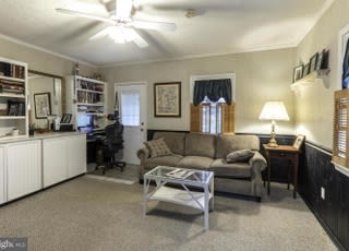 305 SAINT IVES