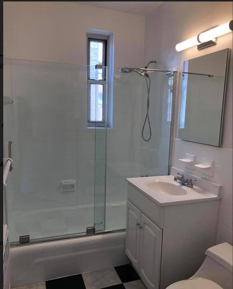 170 W 23rd St, #4R