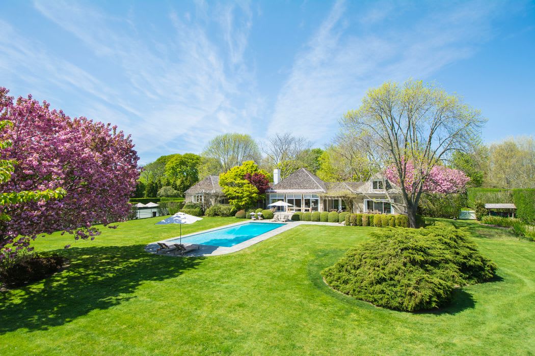 Elegant Ox Pasture Estate