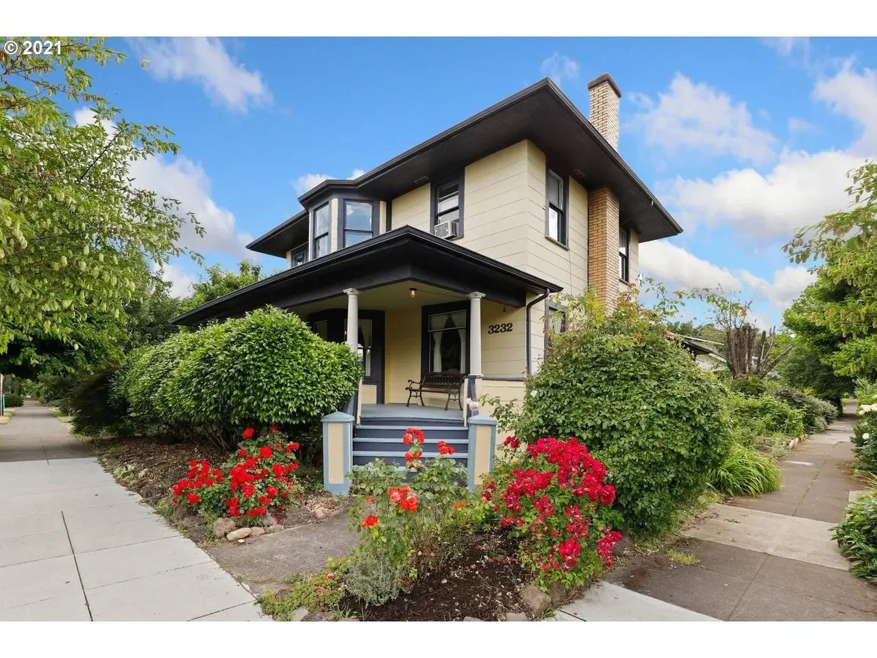3232 SE 26th Ave