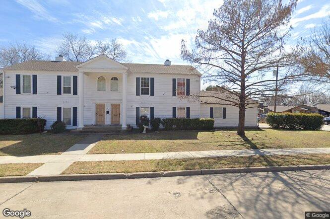 3210 Chisholm Trl