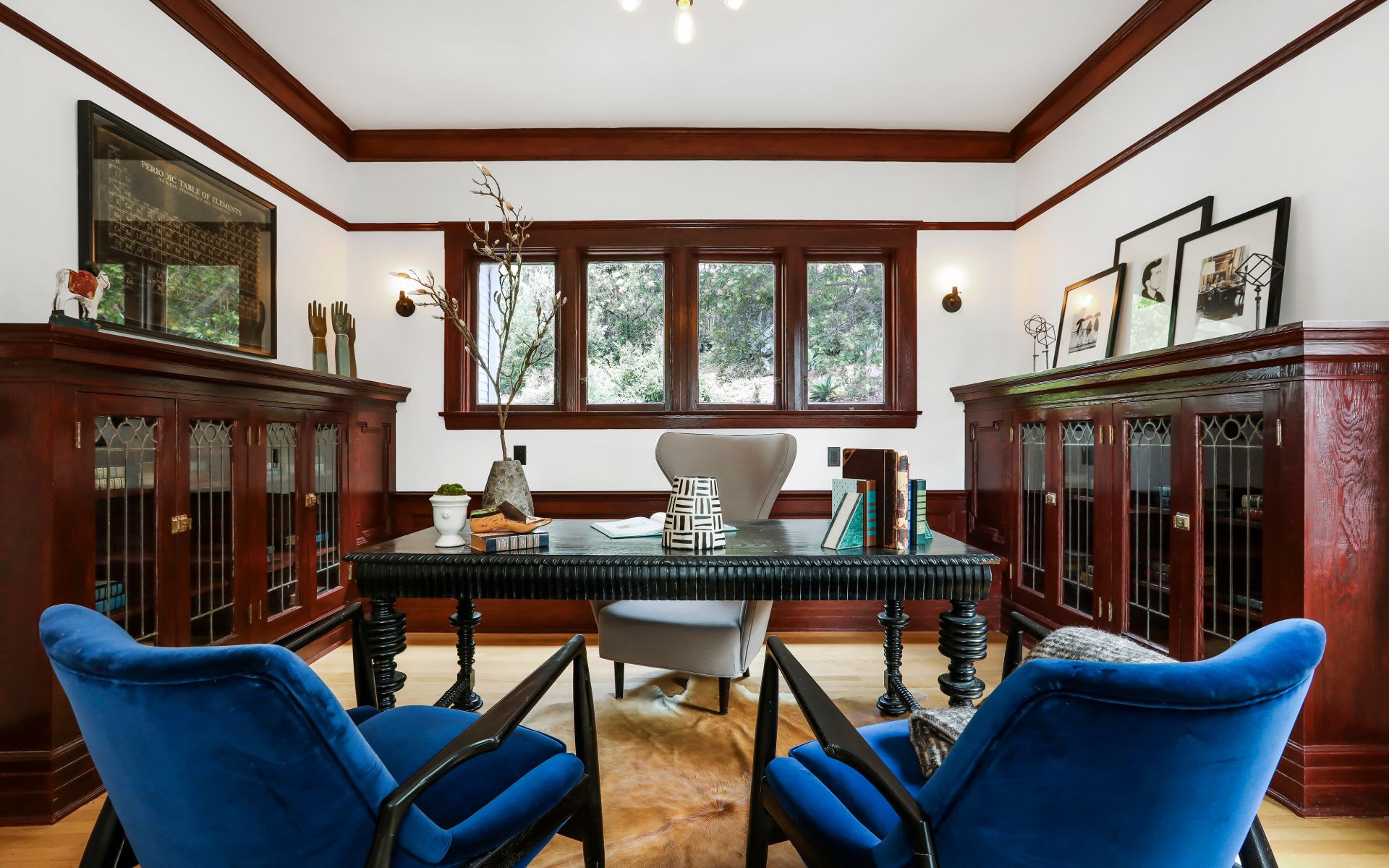  901 Isabel St