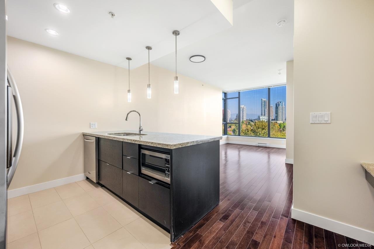 1505-7088 18th Ave