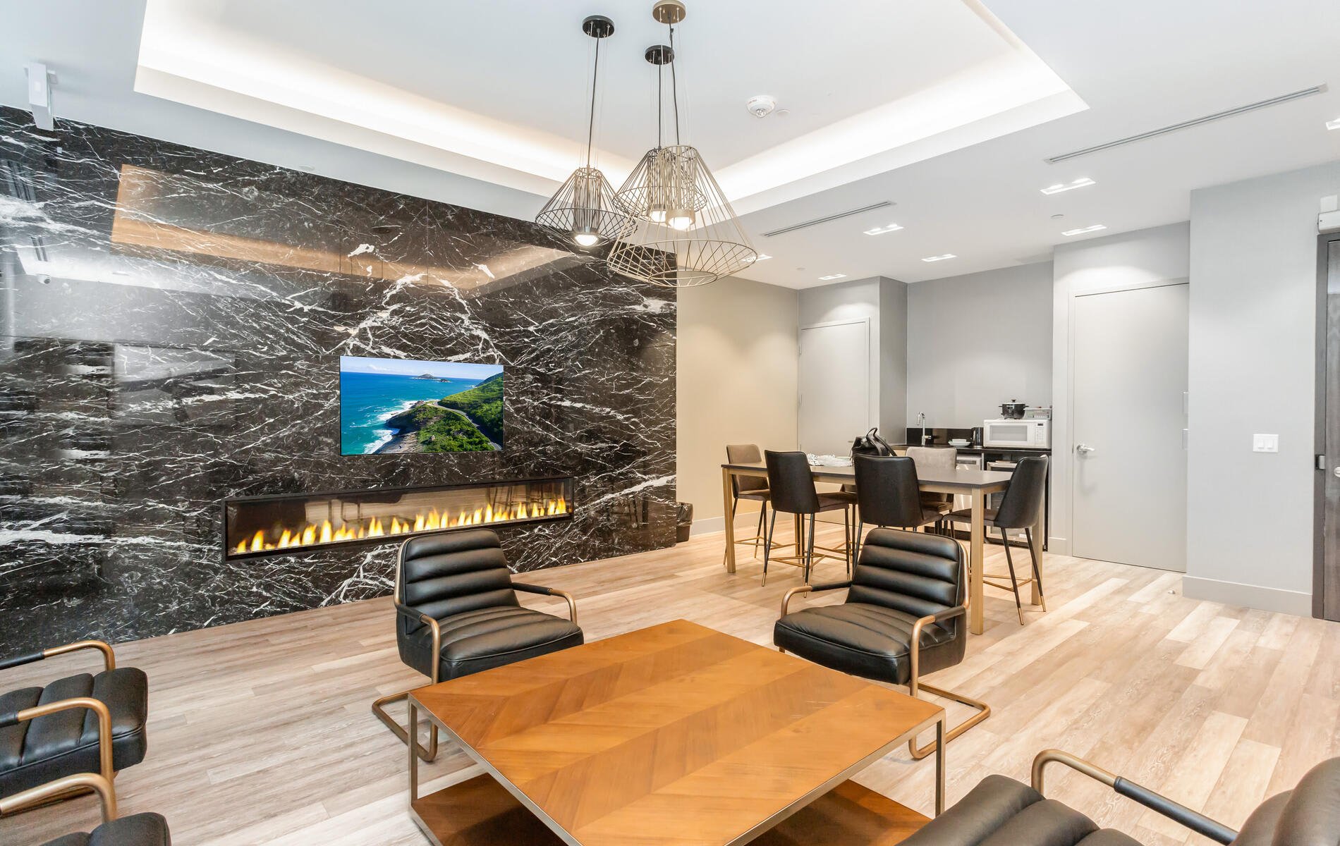 36 Forest Manor Rd Unit: 1105