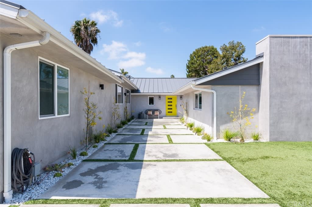 325 23rd Street