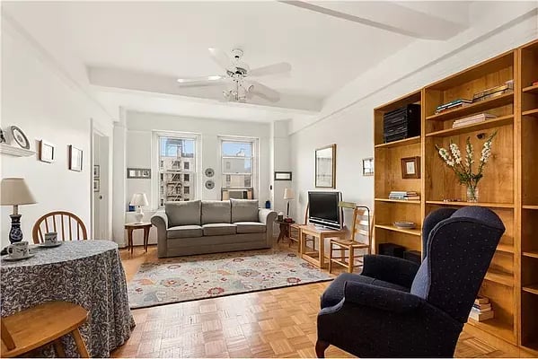  310 Riverside Dr Unit: 1416-1417