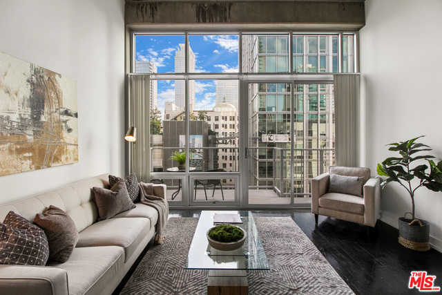 645 W 9Th St Apt 722