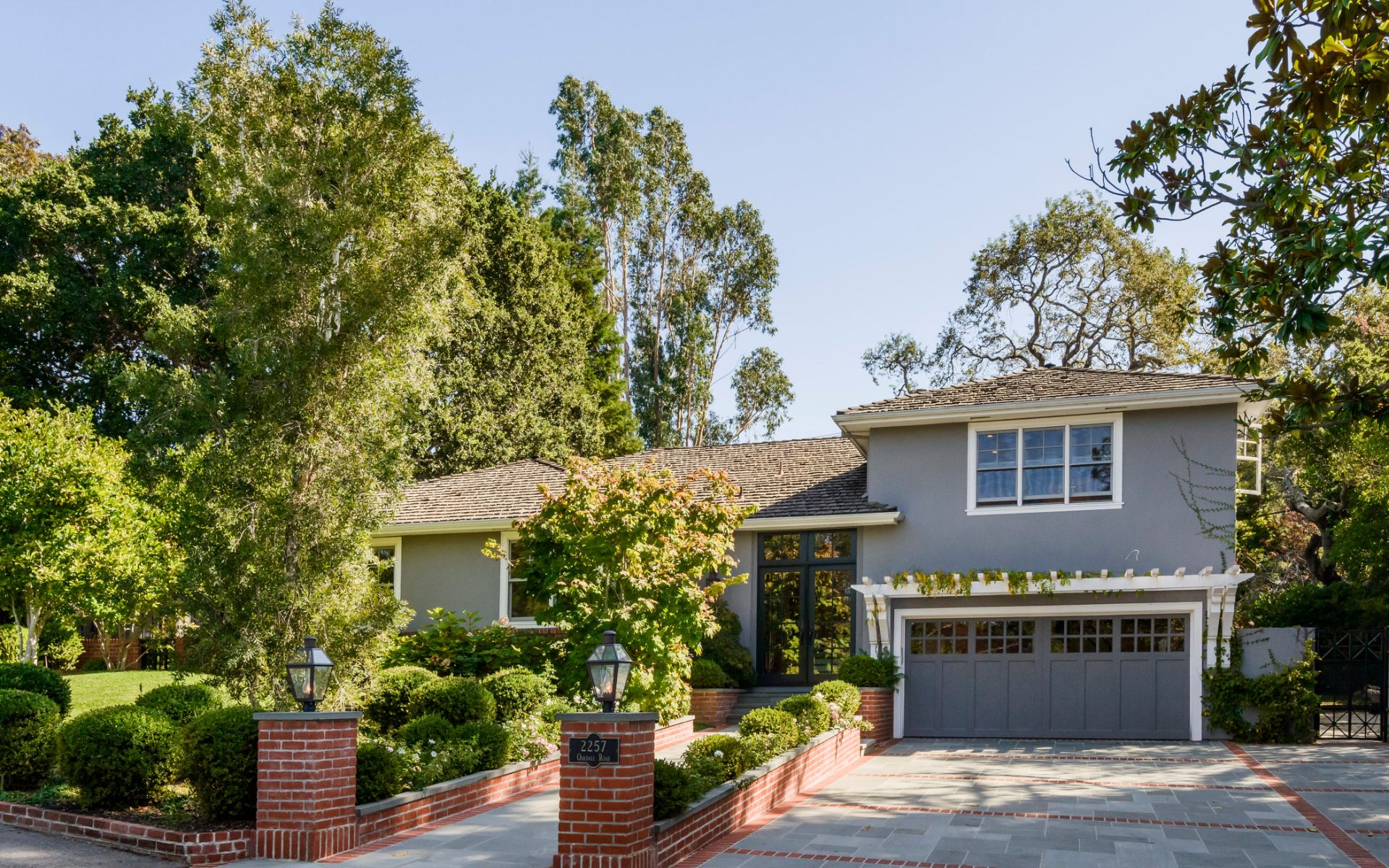 2257 Oakdale Road