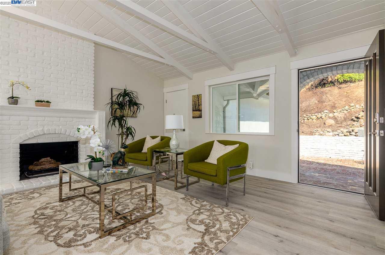 6 Saint James Ct, Orinda 