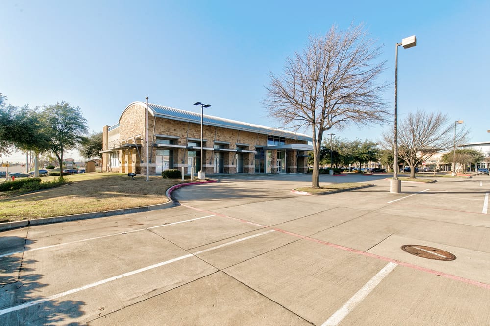 The Crossing Shopping Center