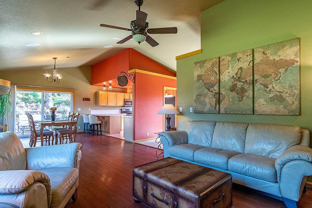 129 Live Oak Rd