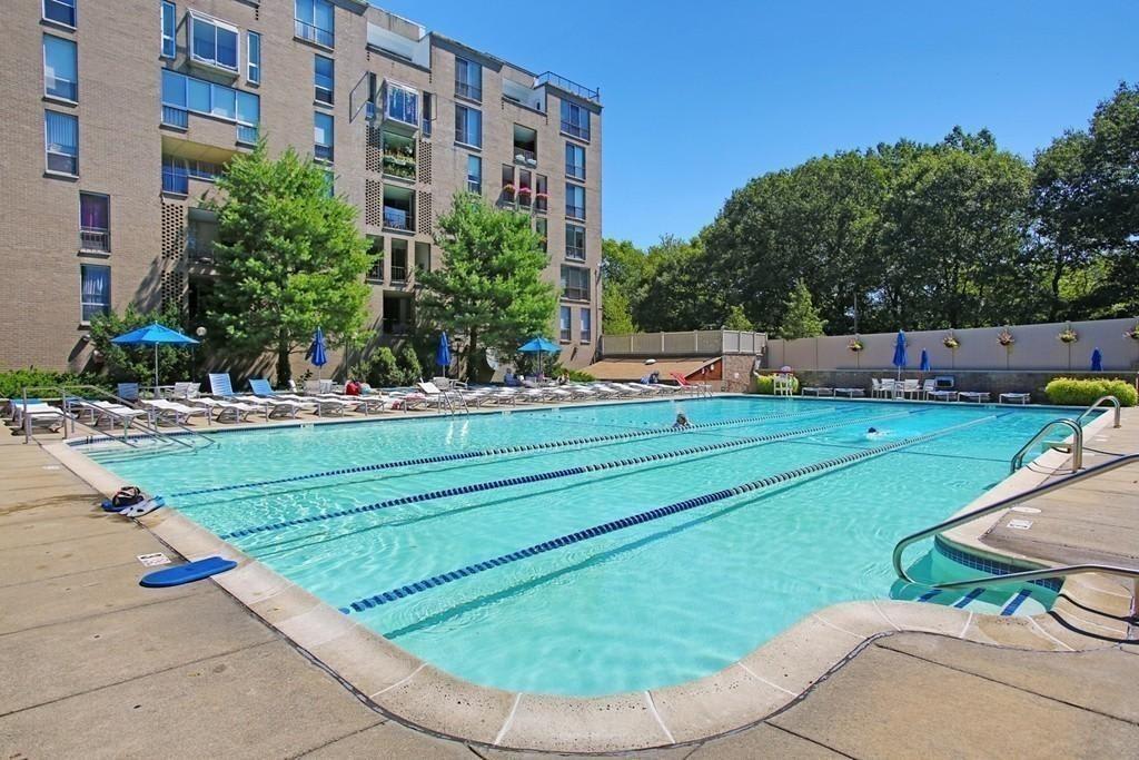 99 Pond Ave #200