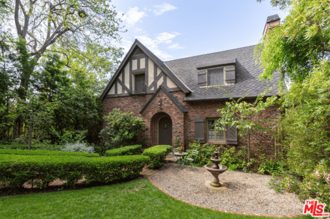 2926 Waverly Dr