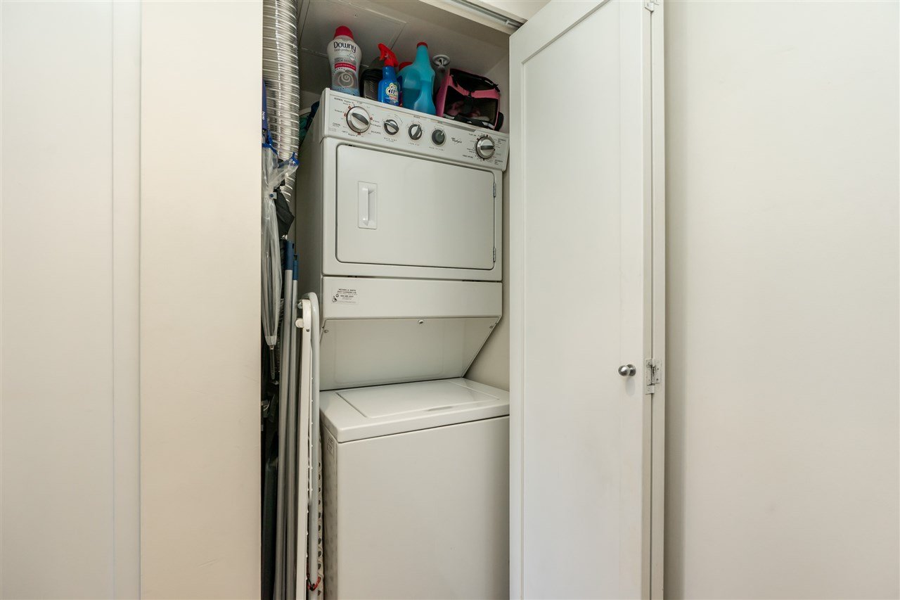 1508-1 Renaissance Square, New Westminster