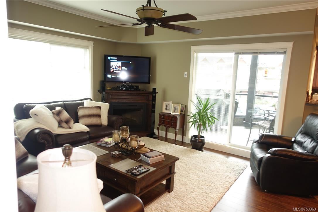 208-2881 Peatt Rd, Langford