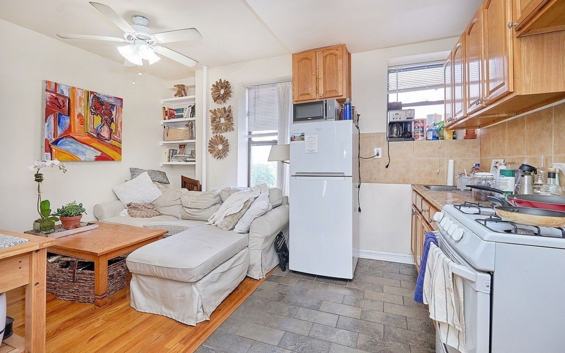 270 East 78th St, #9