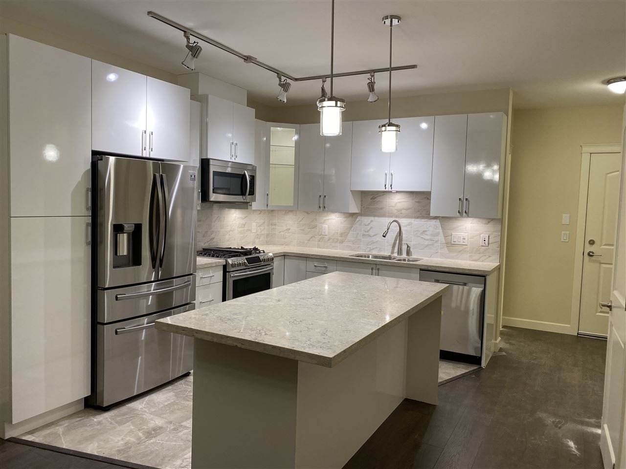 504-14588 Mcdougall Drive, Surrey
