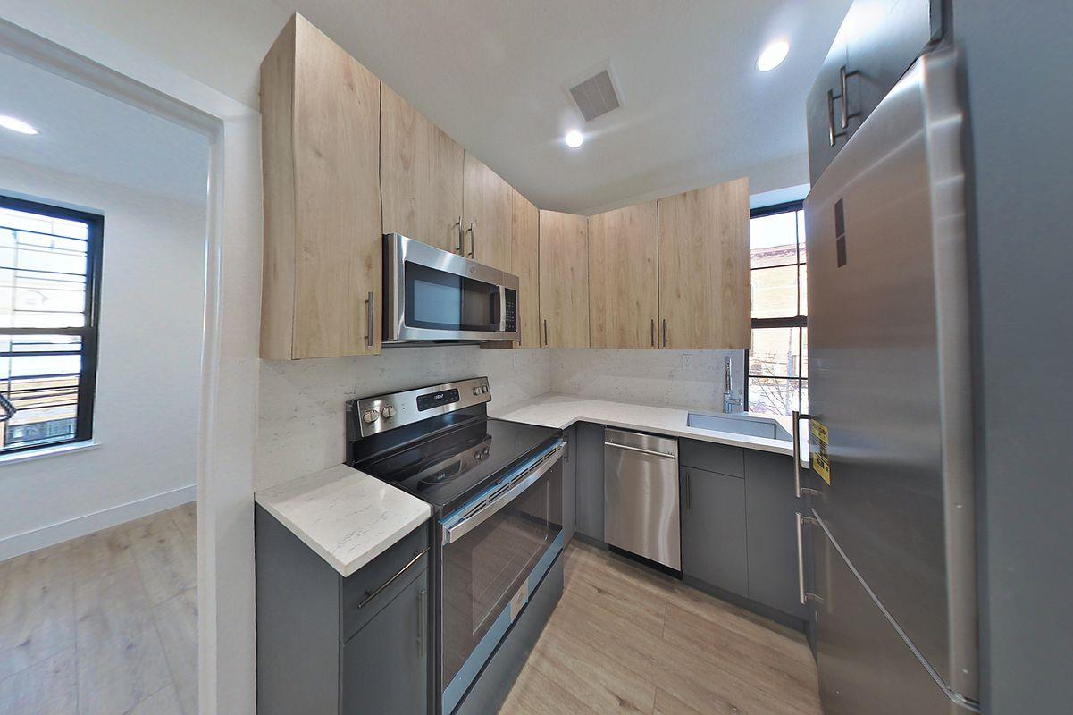 390 Seneca Avenue, Apt 3-F