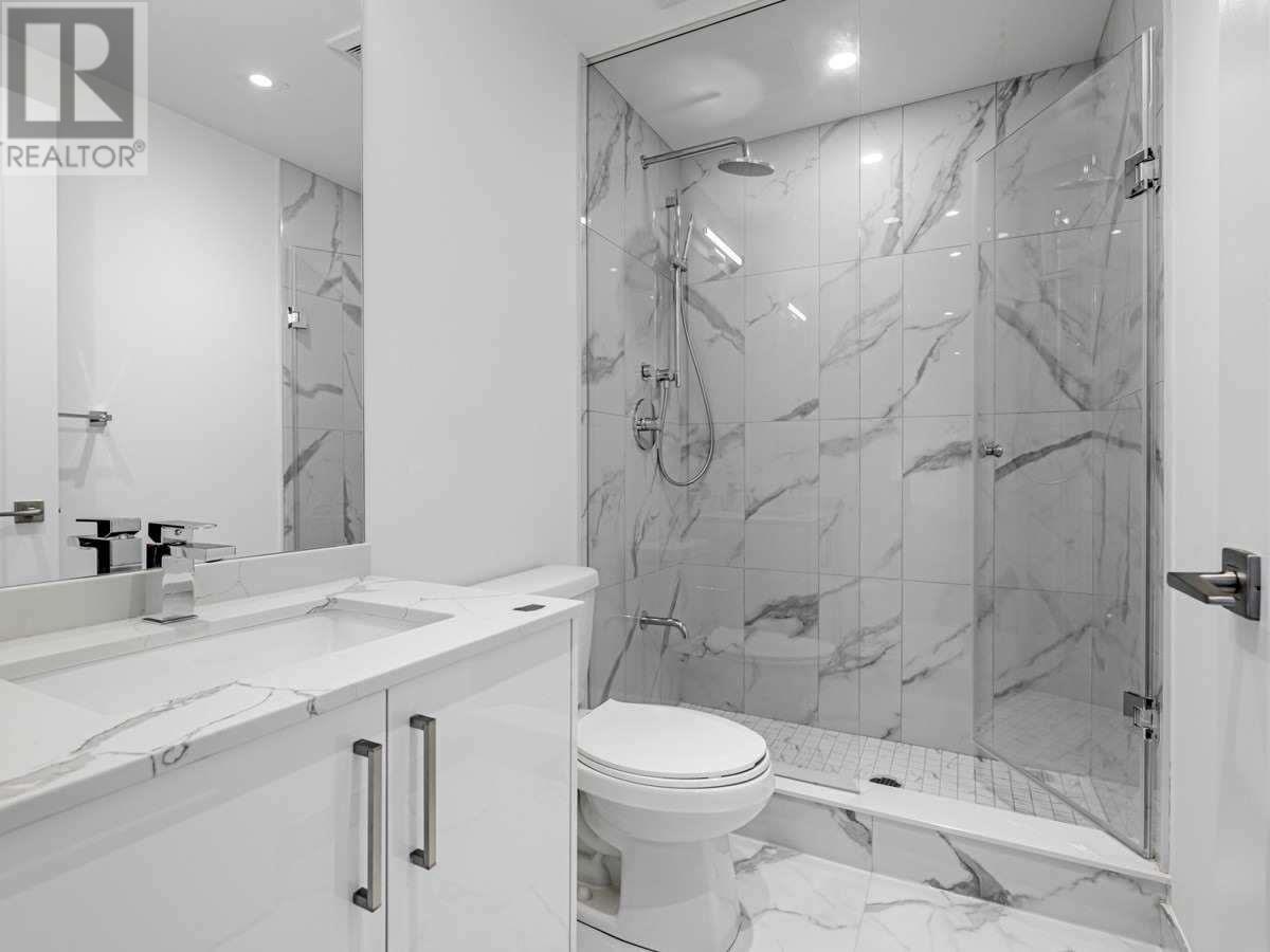 840 St. Clair Ave W, #801