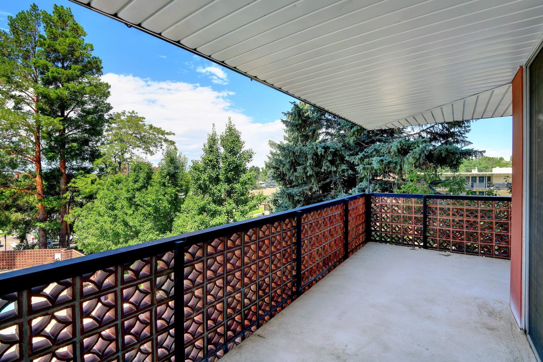 4570 E Yale Avenue #301