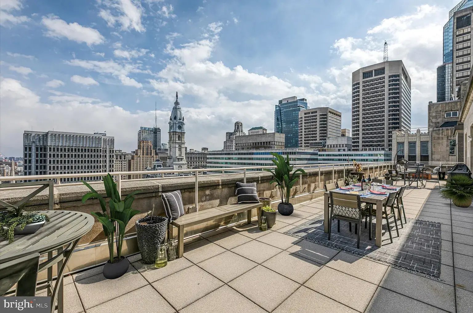 1600-18 Arch St #1921
