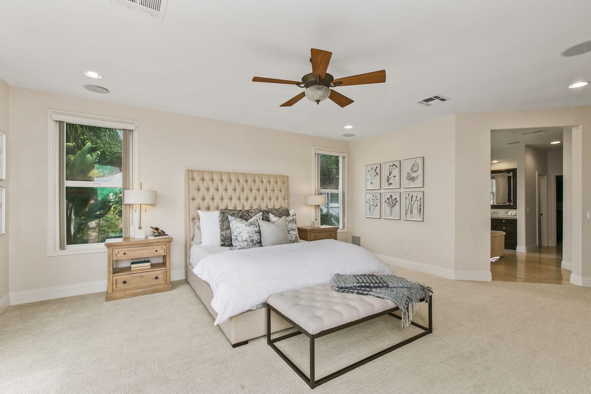 5255 Raven Hill Point