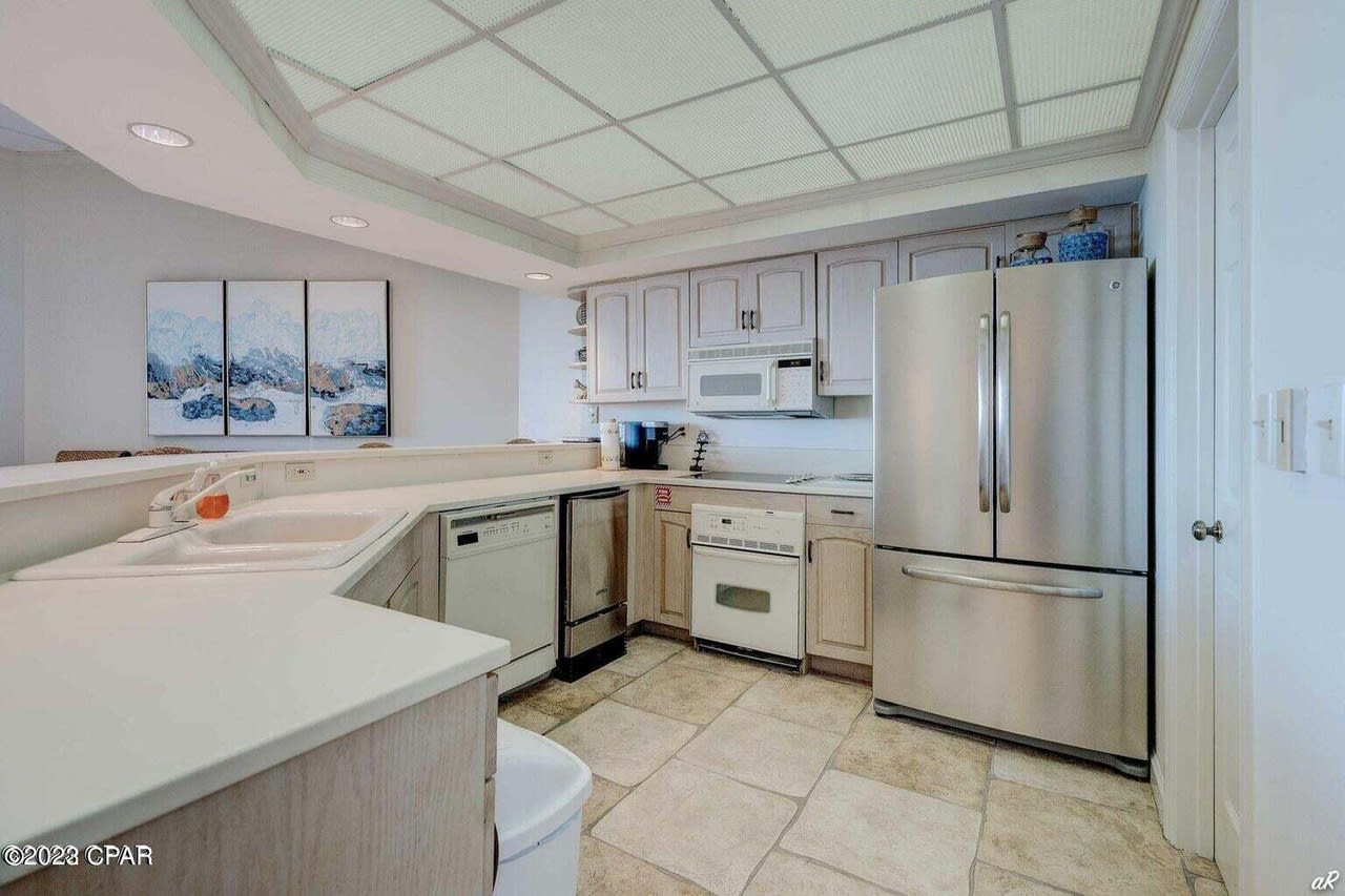 6323 THOMAS Drive Unit 802A