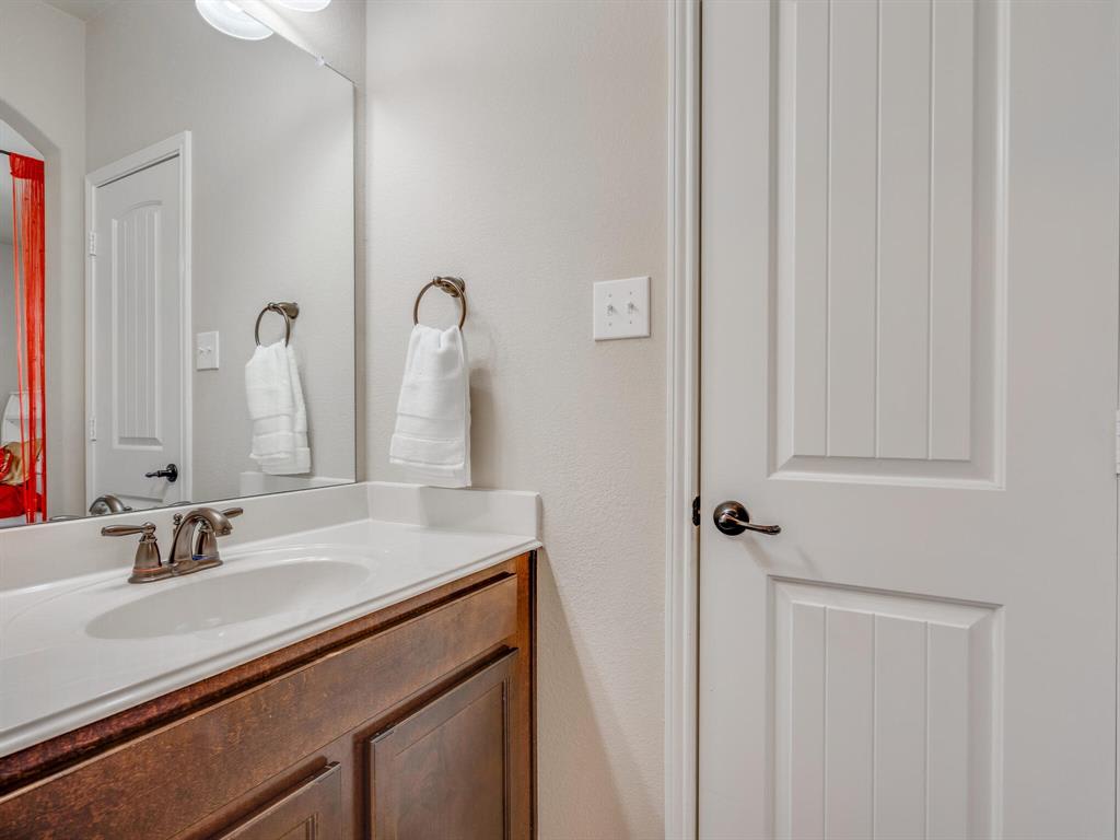 2509 Whispering Pines Drive