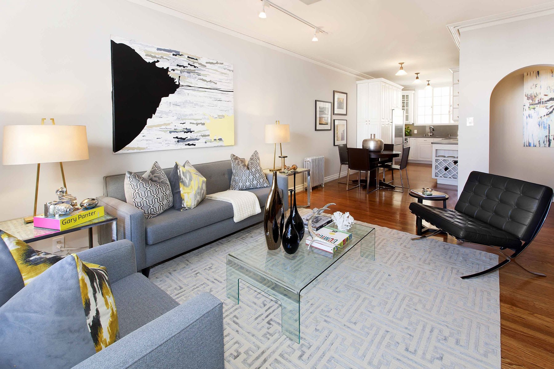 3835 Scott Street, Unit 206