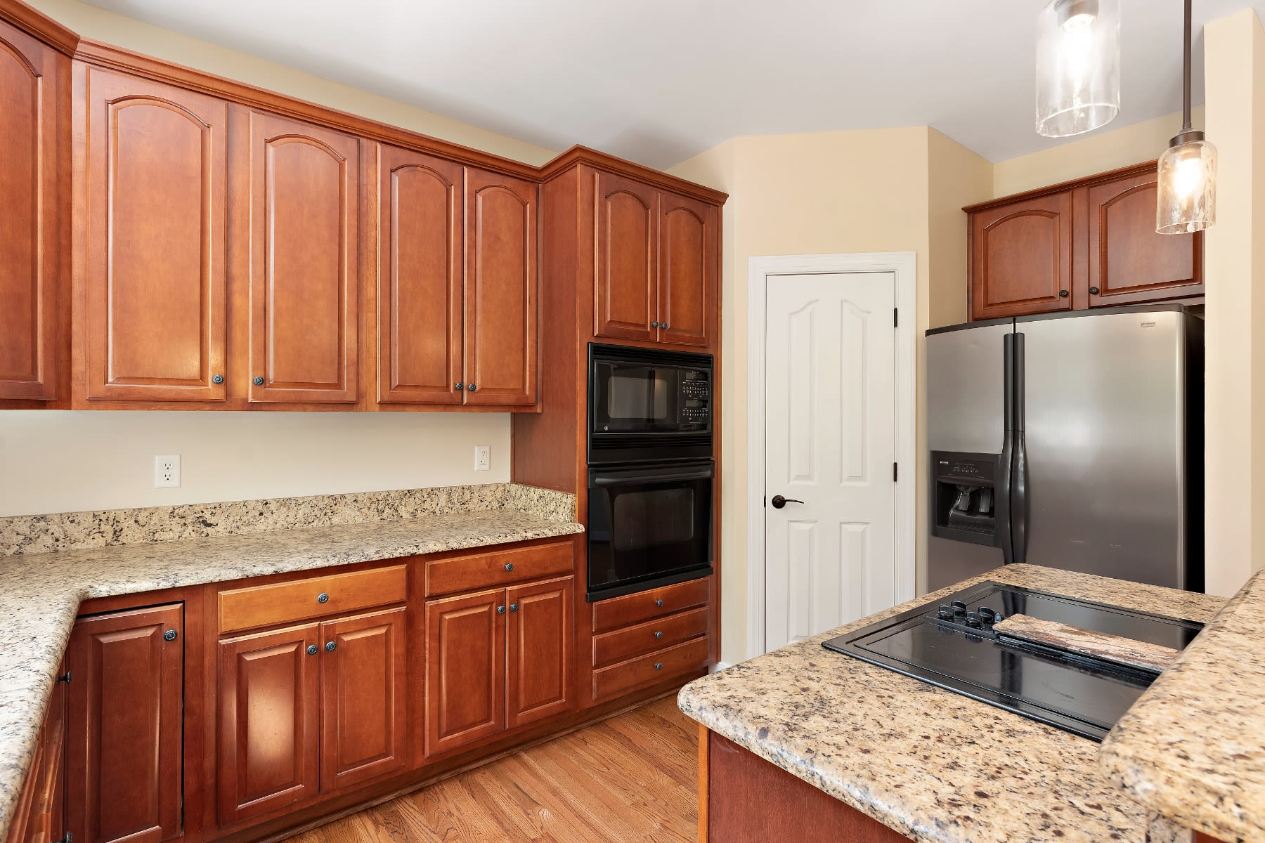 3513 Kings Farm Drive