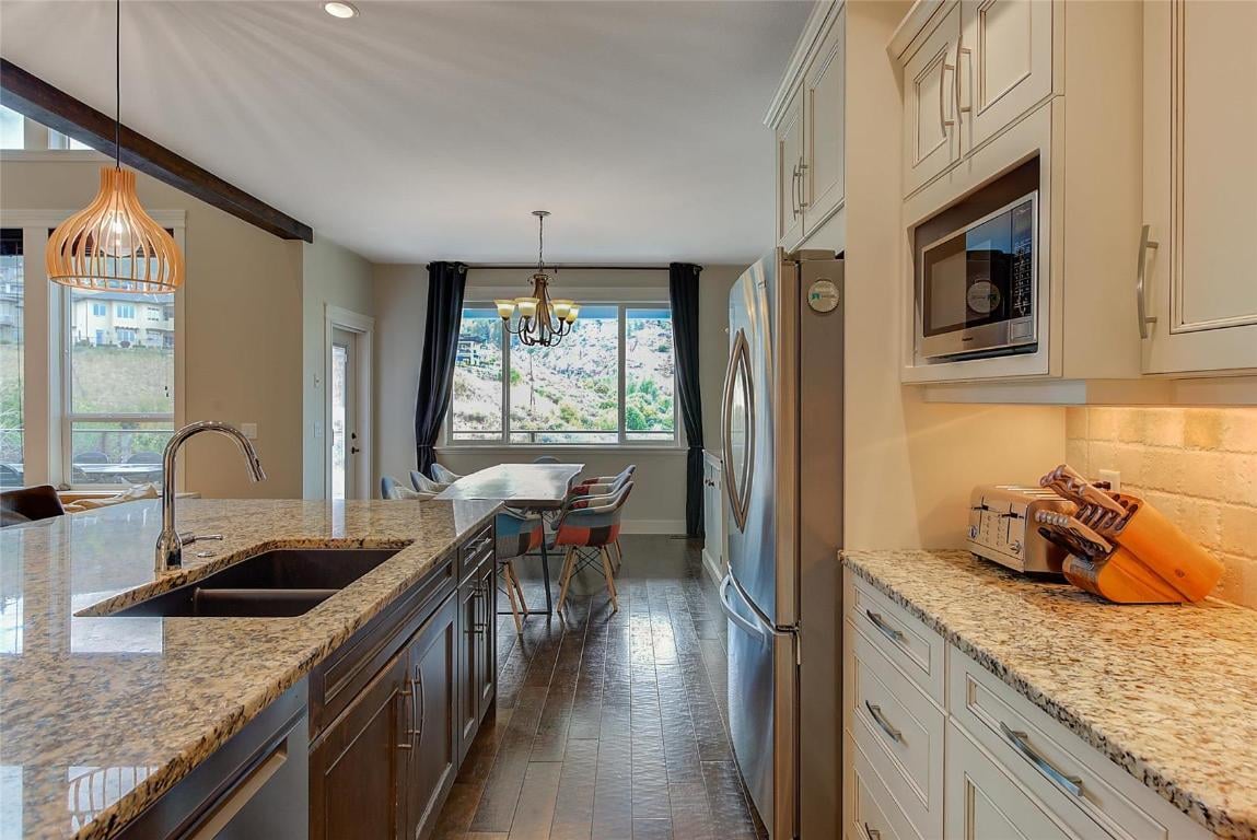 375 Farron Ct
