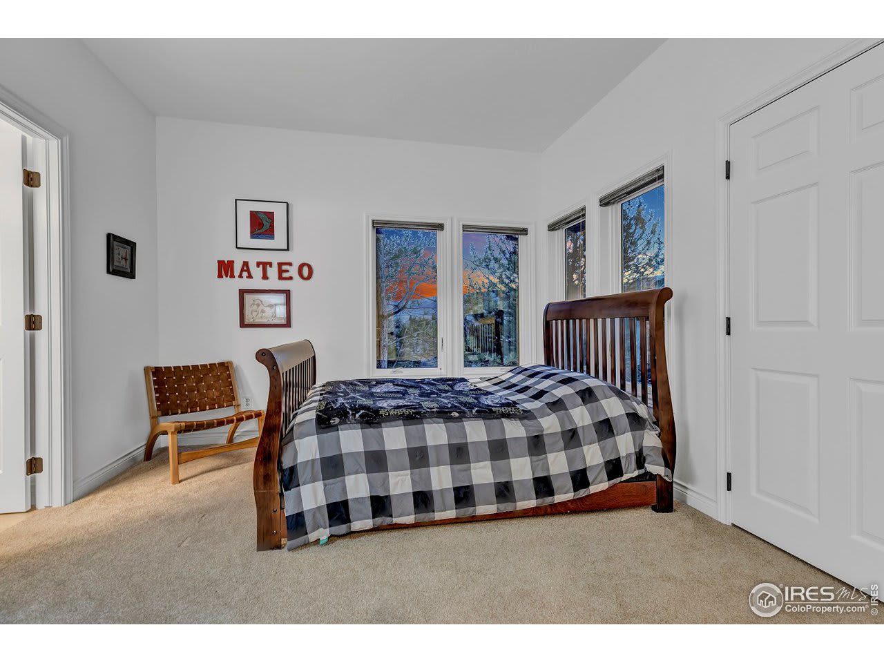 4057 Spy Glass Ln
