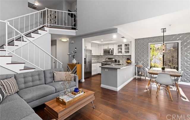 543 Victoria Street Unit M